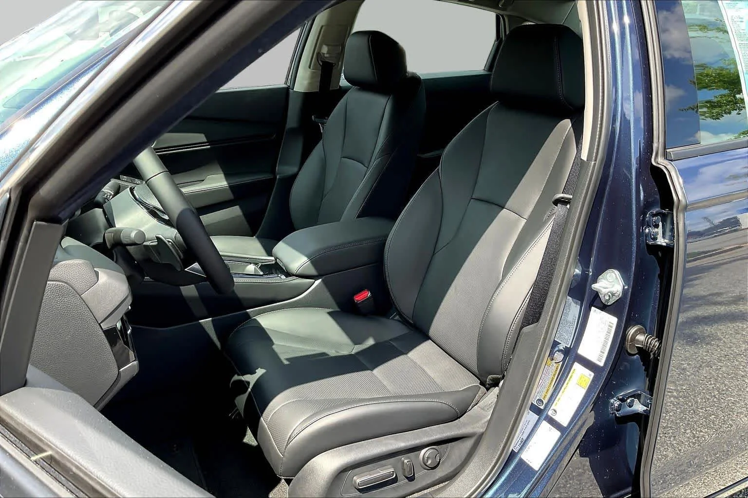 New 2026 Canyon River Blue Metallic Honda Touring image 9