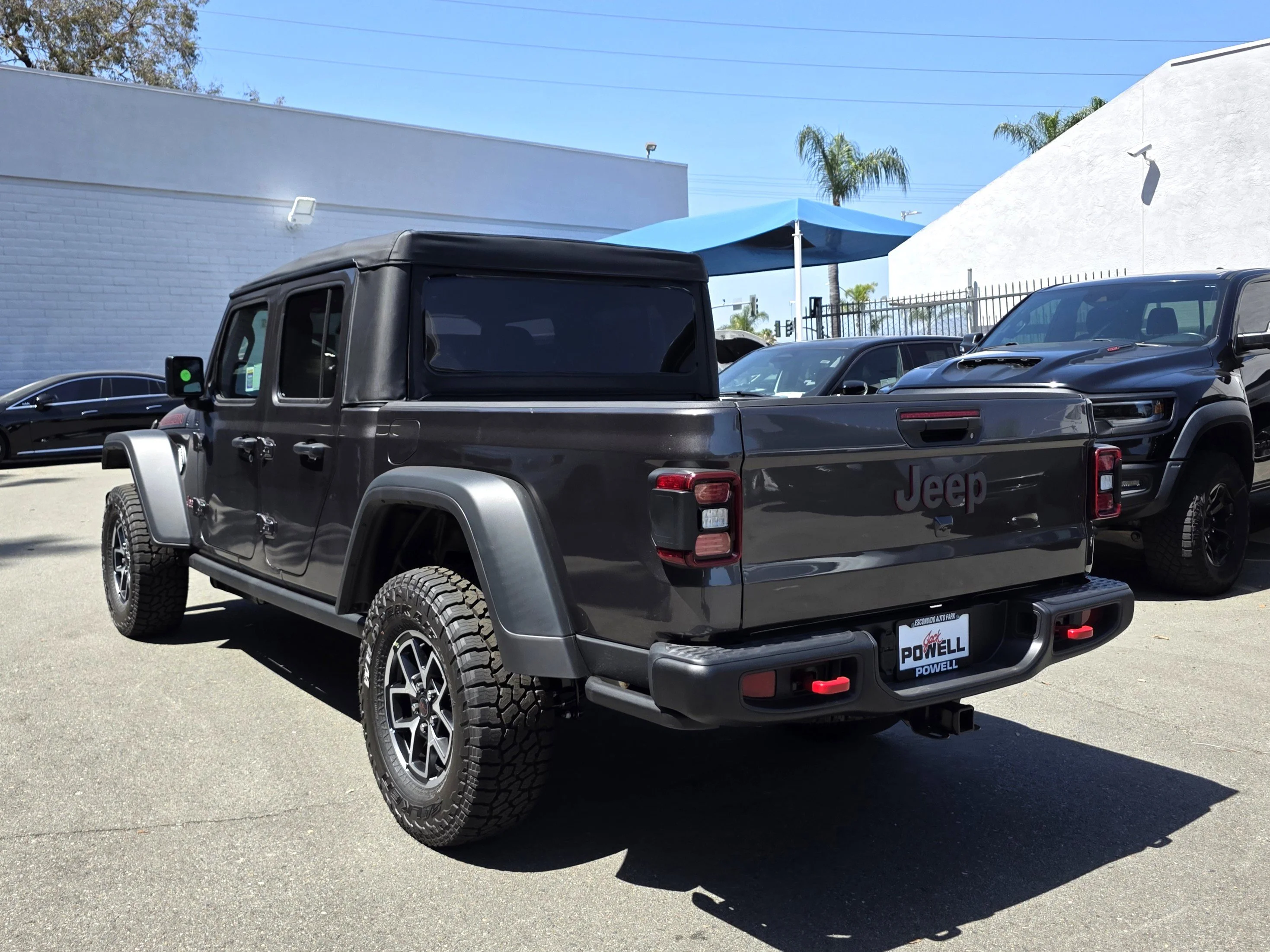 New 2026 Crystal Metallic Jeep Rubicon image 3
