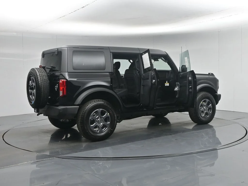 New 2026 Shadow Black Ford Big Bend image 5