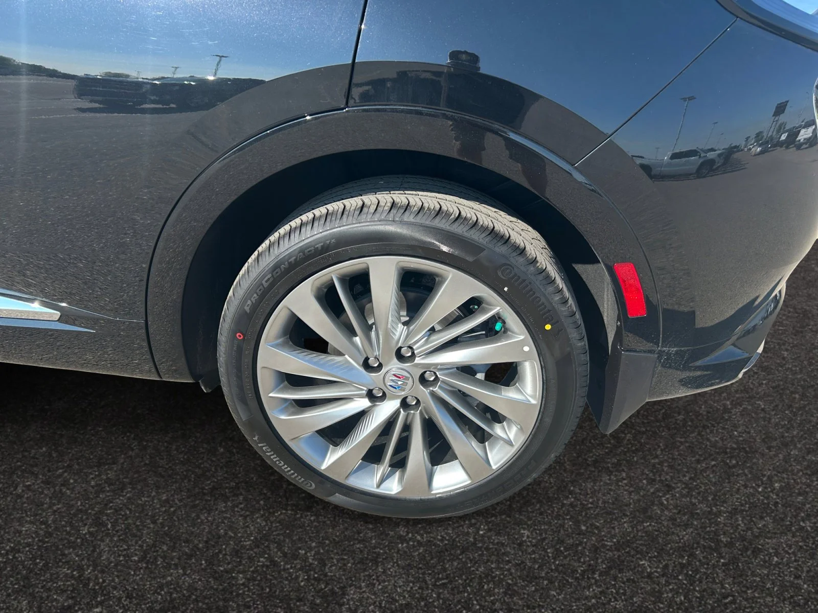 New 2026 Ebony Twilight Metallic Buick Avenir AWD image 9