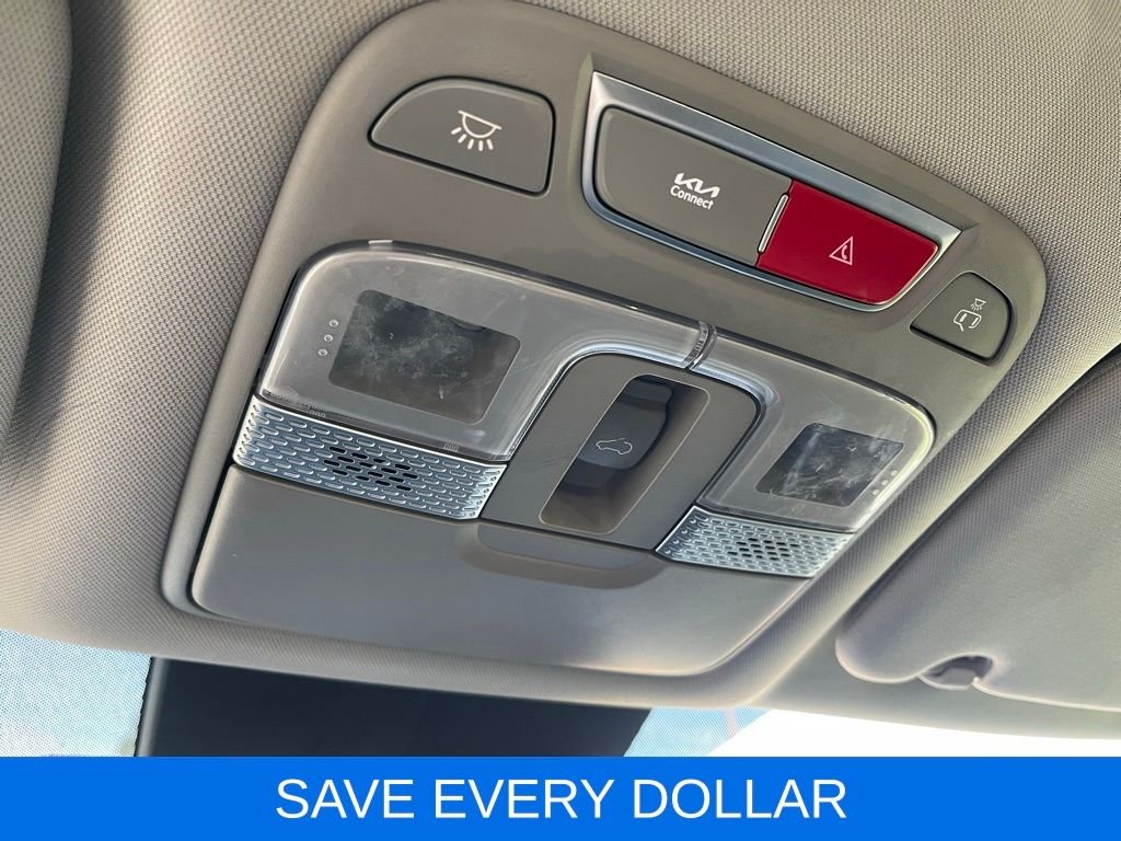 Used 2023 White Kia S image 24