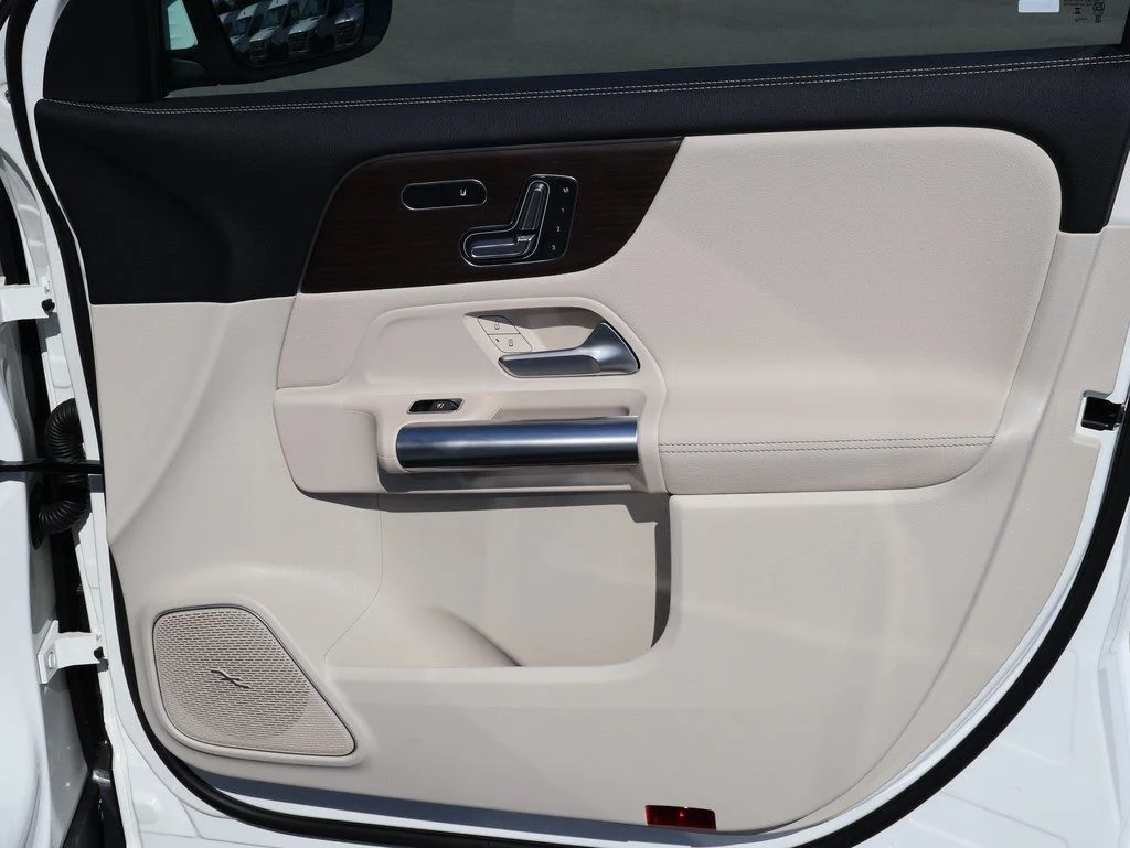 Used 2026 Polar White Mercedes-Benz GLA 250 image 13