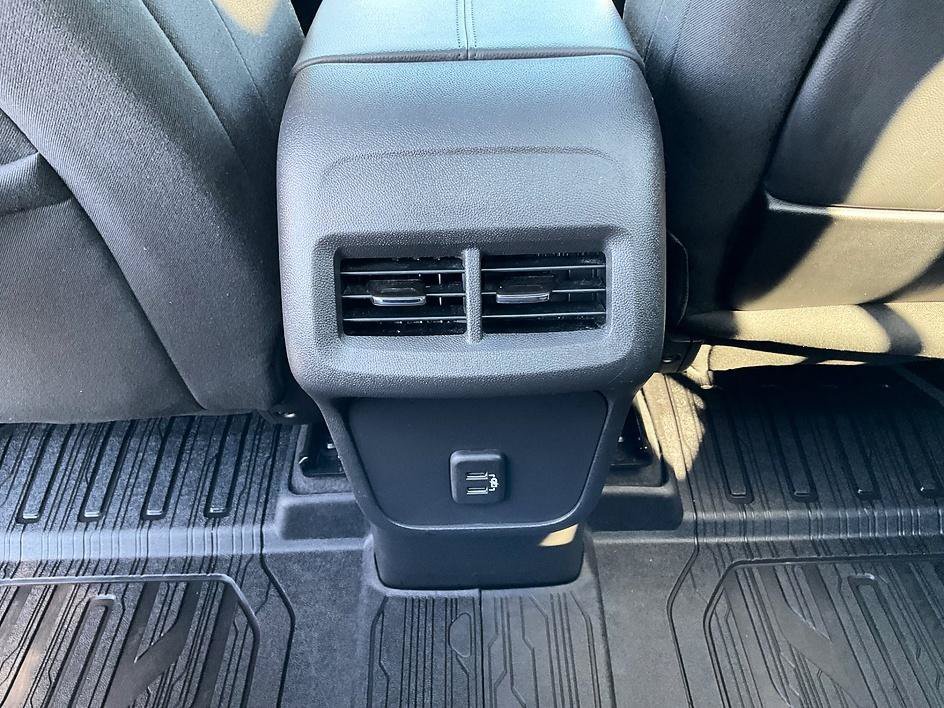 Used 2019 Gray GMC SLE image 34