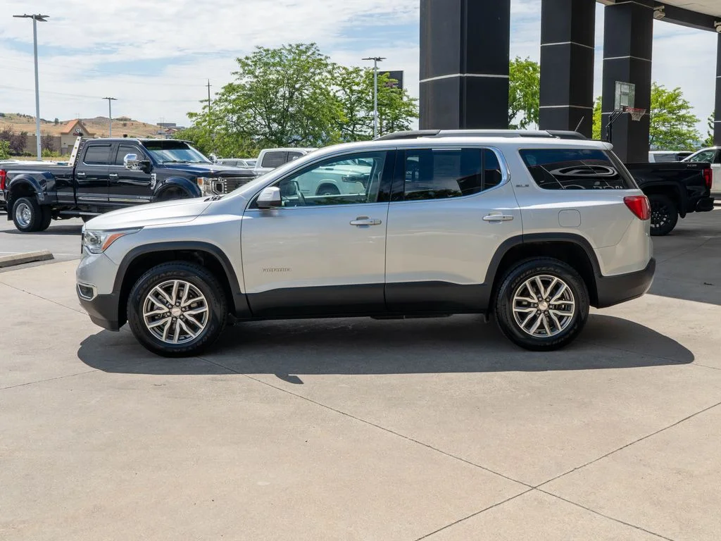 Used 2018 Silver GMC SLE-2 image 4