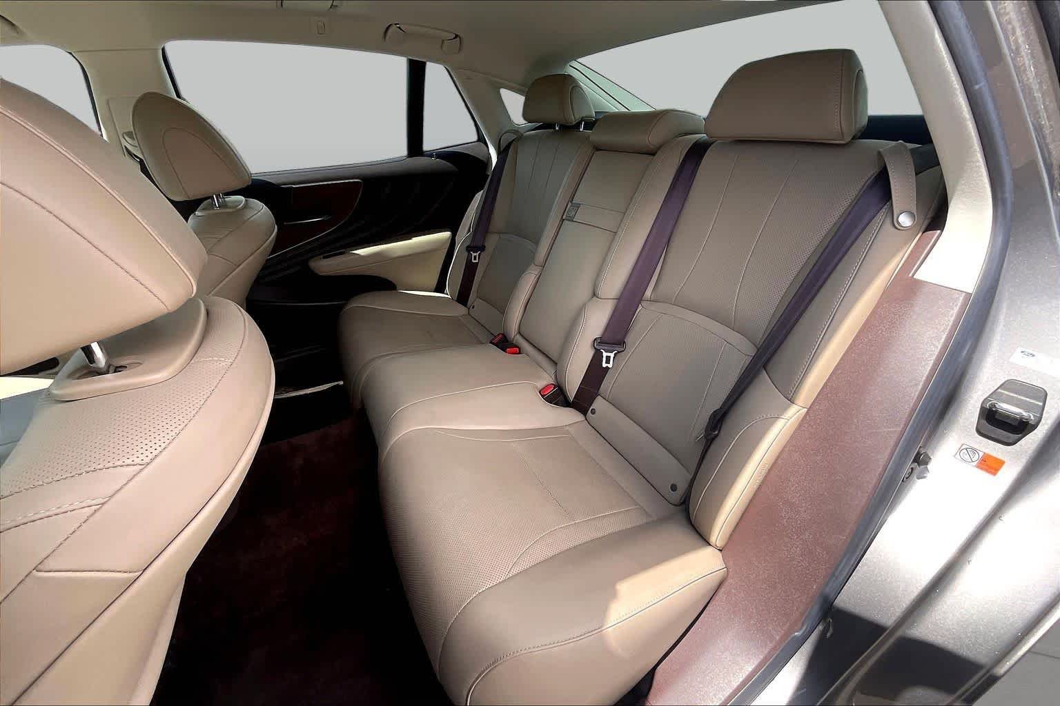 Used 2019 Manganese Luster Lexus  image 20