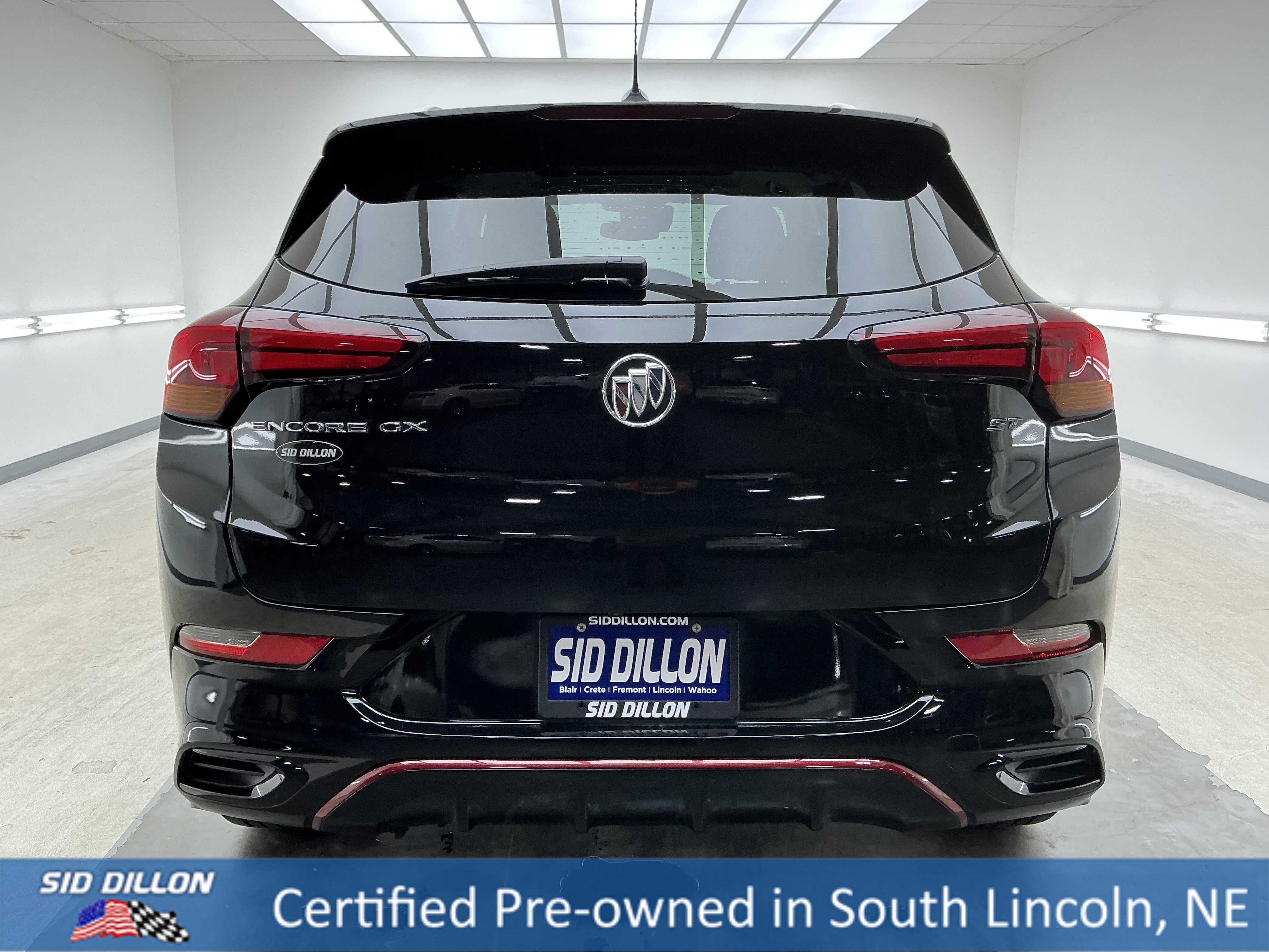 View vehicle photo 5