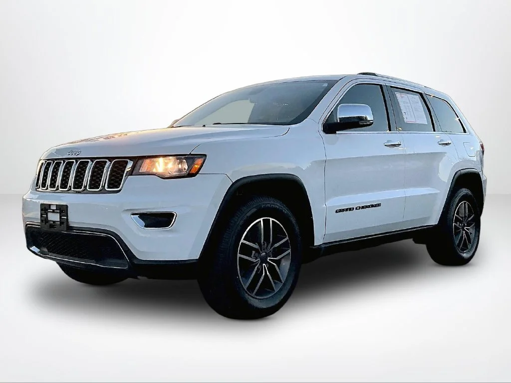 Used 2020 White Jeep Limited image 2