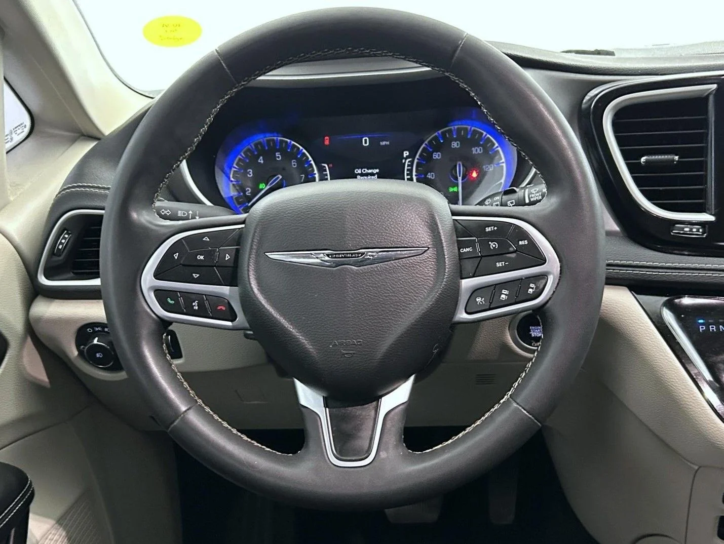 Used 2022 Black Chrysler Touring L image 11