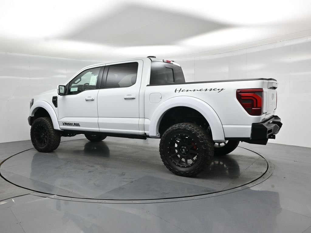 New 2025 Oxford White Ford Lariat image 6