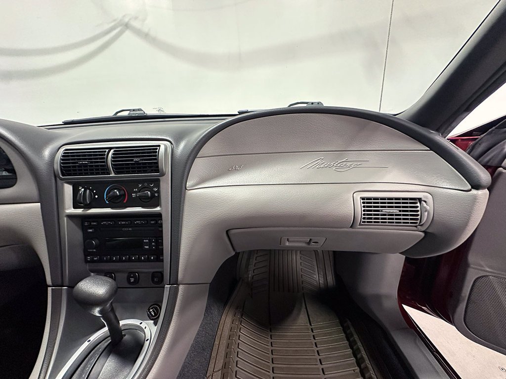 Used 2004  Ford GT image 51