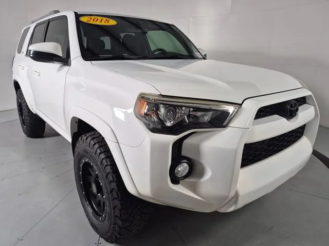 2018 Toyota 4Runner SR5 - Photo 6