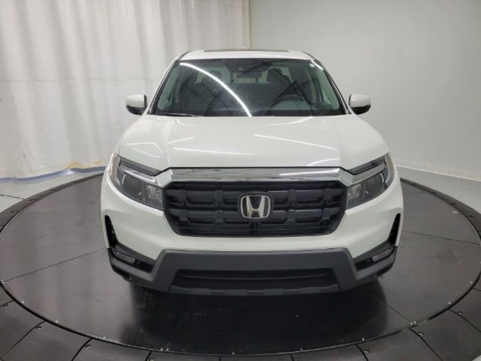 New 2026 Platinum White Pearl Honda RTL image 2