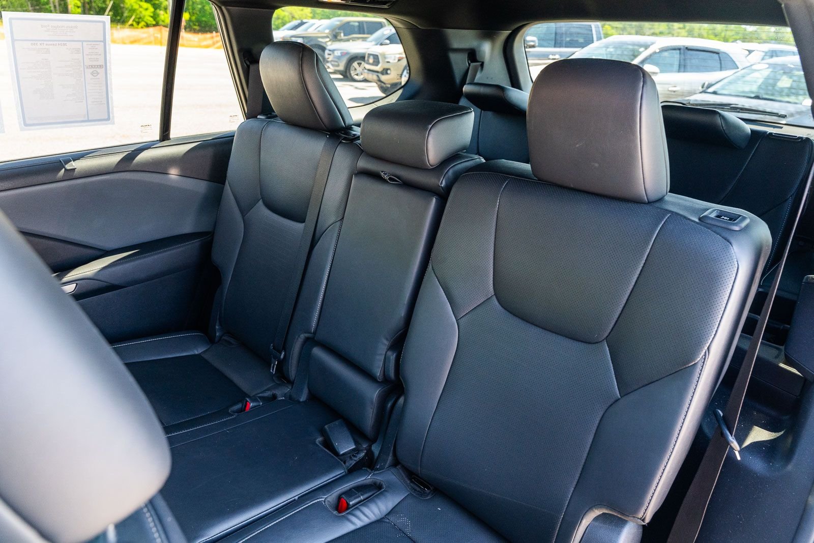 Used 2024 Black Lexus 350 image 22