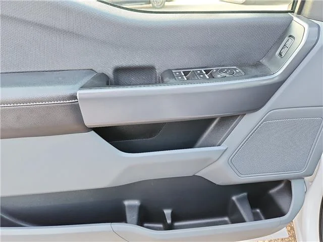 Used 2021 White Ford  image 13