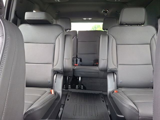 2026 GMC Yukon XL Denali - Photo 13
