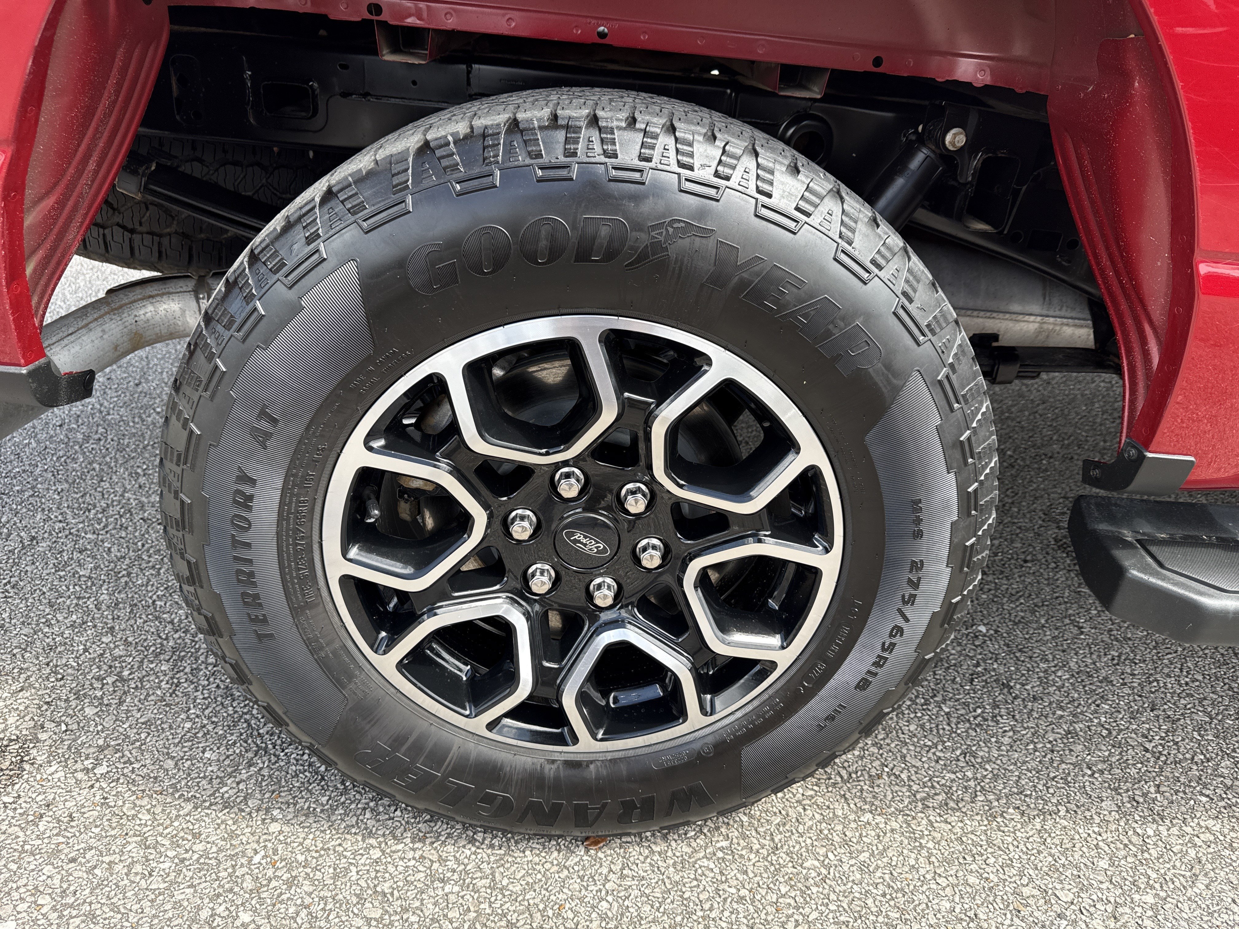 Used 2022 Red Ford XLT image 17