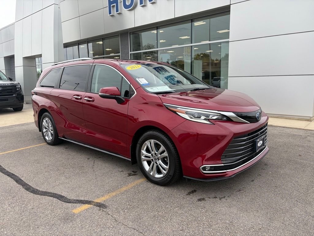 Used 2022 Ruby Flare Pearl Toyota Platinum image 39