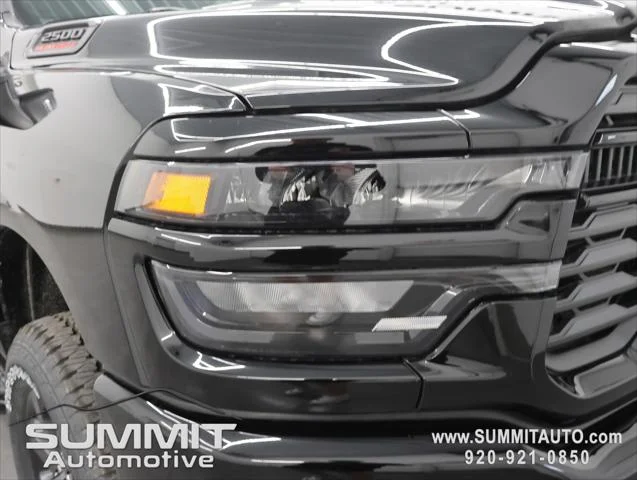 New 2026 Diamond Black Crystal Pearl-Coat Exterior Paint RAM BIG HORN image 26
