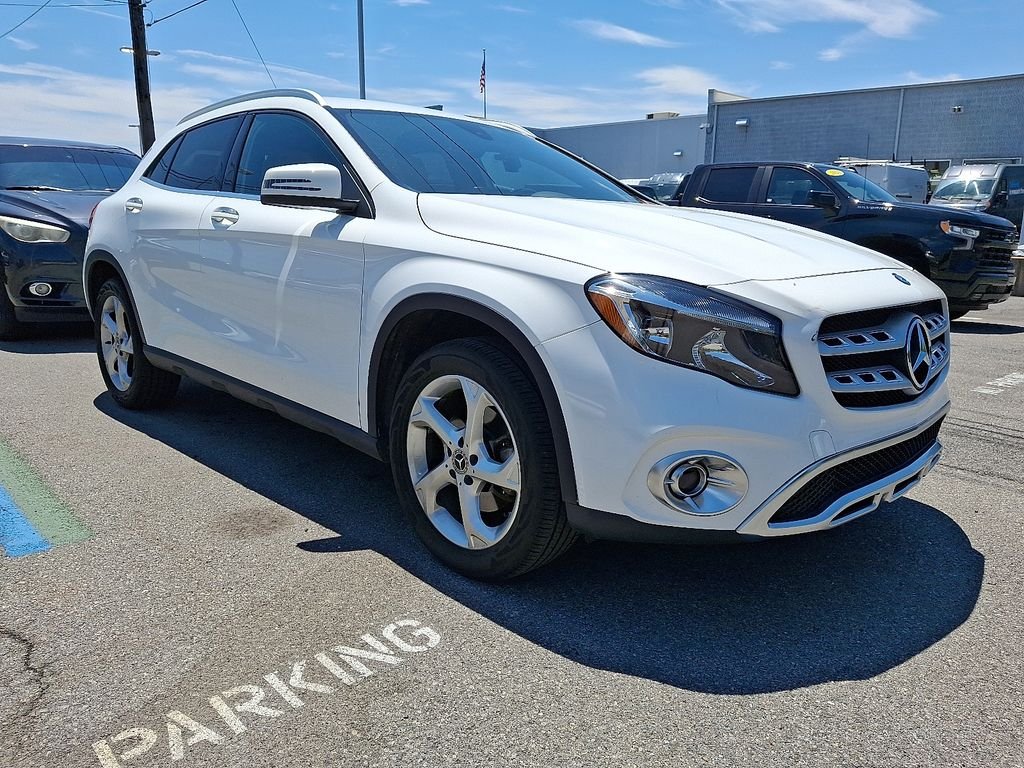 Used 2018 White Mercedes-Benz GLA 250 image 1