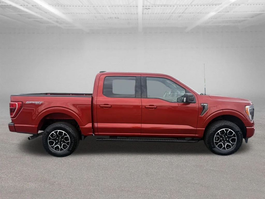 Certified Used 2023 Chili Pepper Red Ford XLT image 3