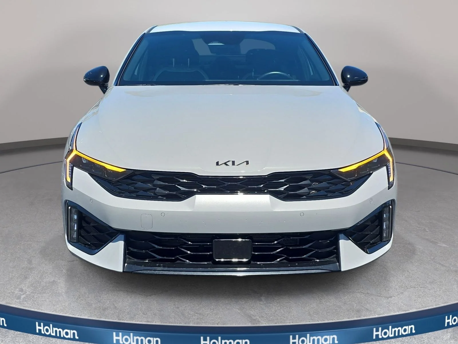 Used 2025 Gray Kia GT-Line image 3