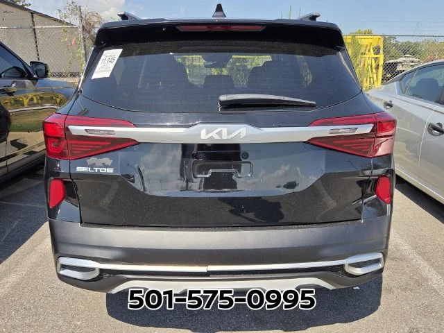 Used 2022 Black Kia EX image 3