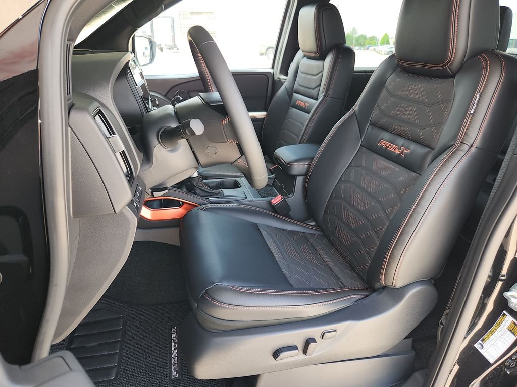 2026 Nissan Frontier PRO-X - Photo 8
