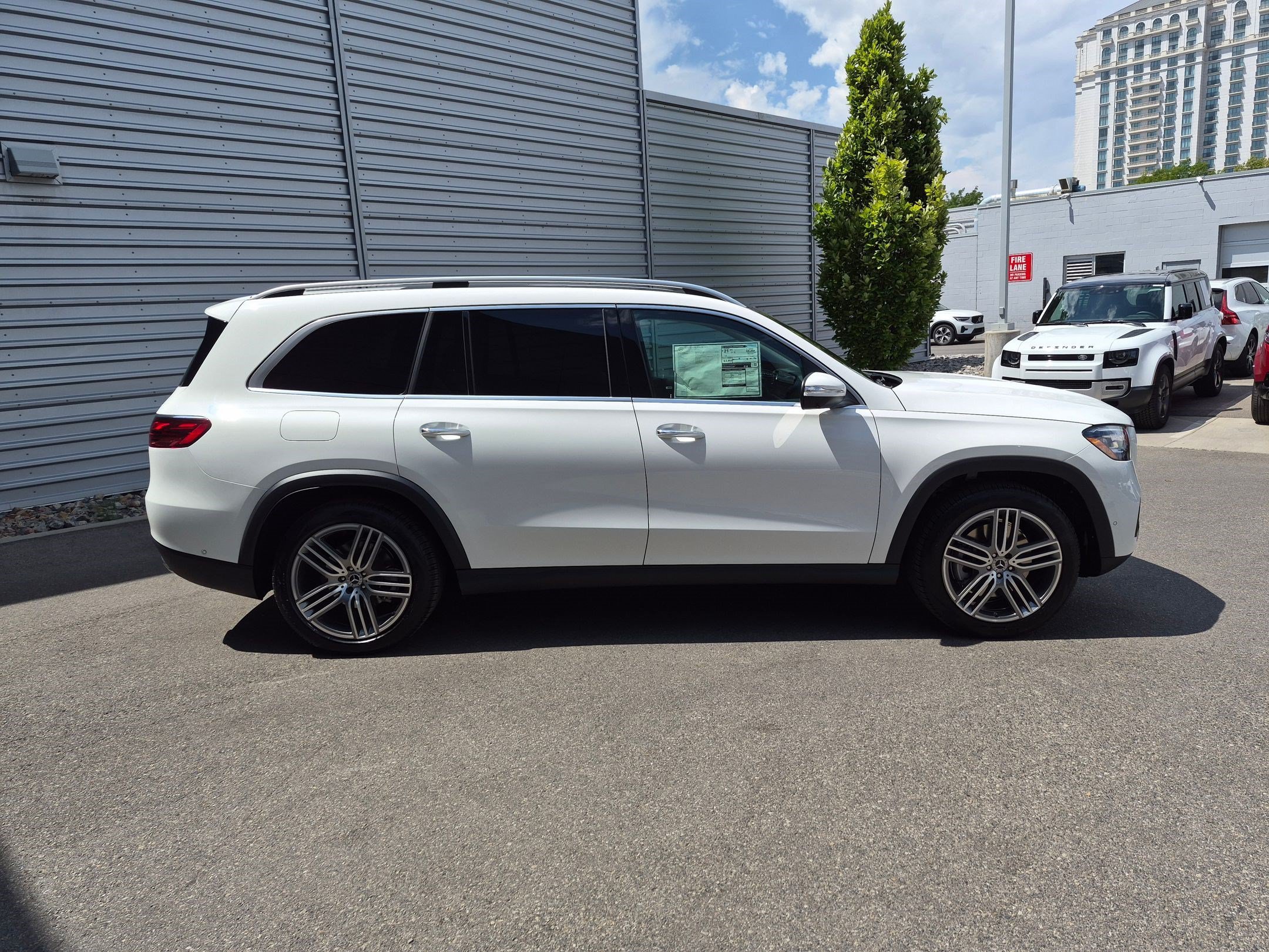New 2026 Polar White Mercedes-Benz GLS 450 image 30
