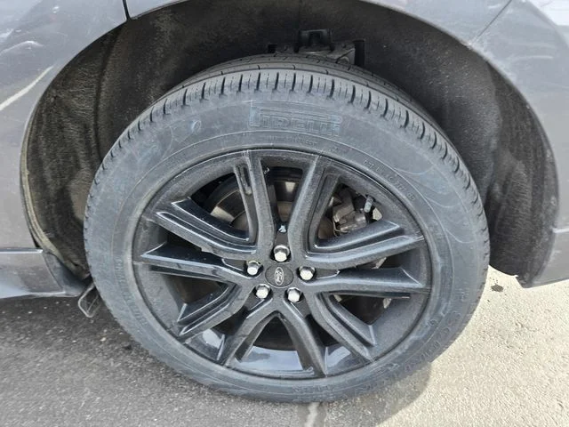 Used 2024 Carbonized Gray Metallic Ford ST Line image 47