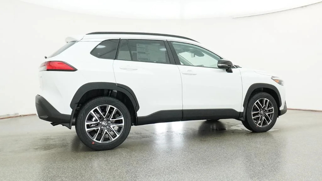 New 2026 Wind Chill Pearl Toyota XLE image 17