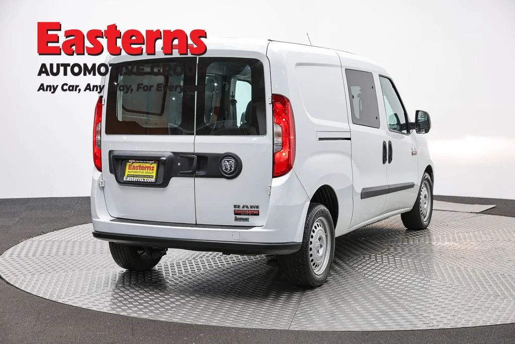 Used 2022 White Ram Base image 5