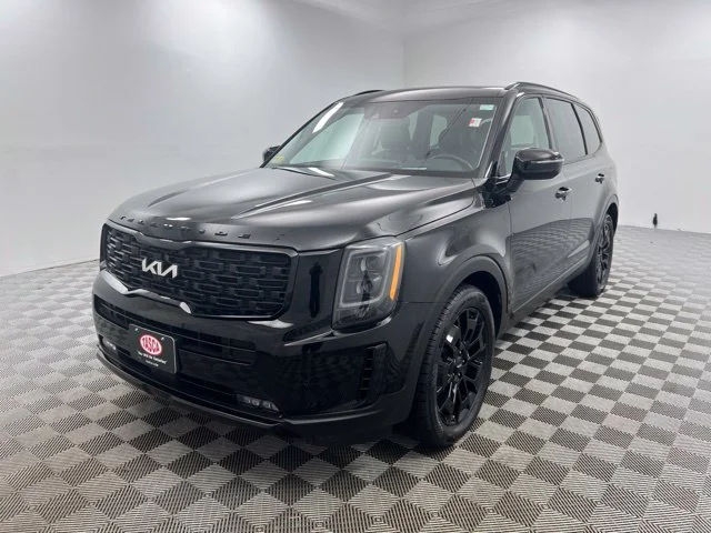 Used 2022 Black Kia SX image 2