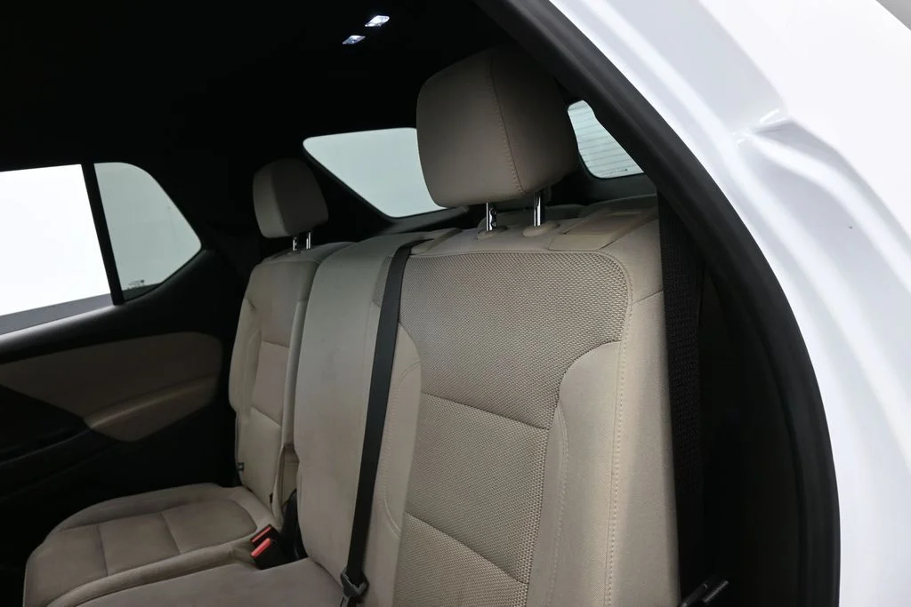 Used 2022 Summit White Chevrolet LS image 28