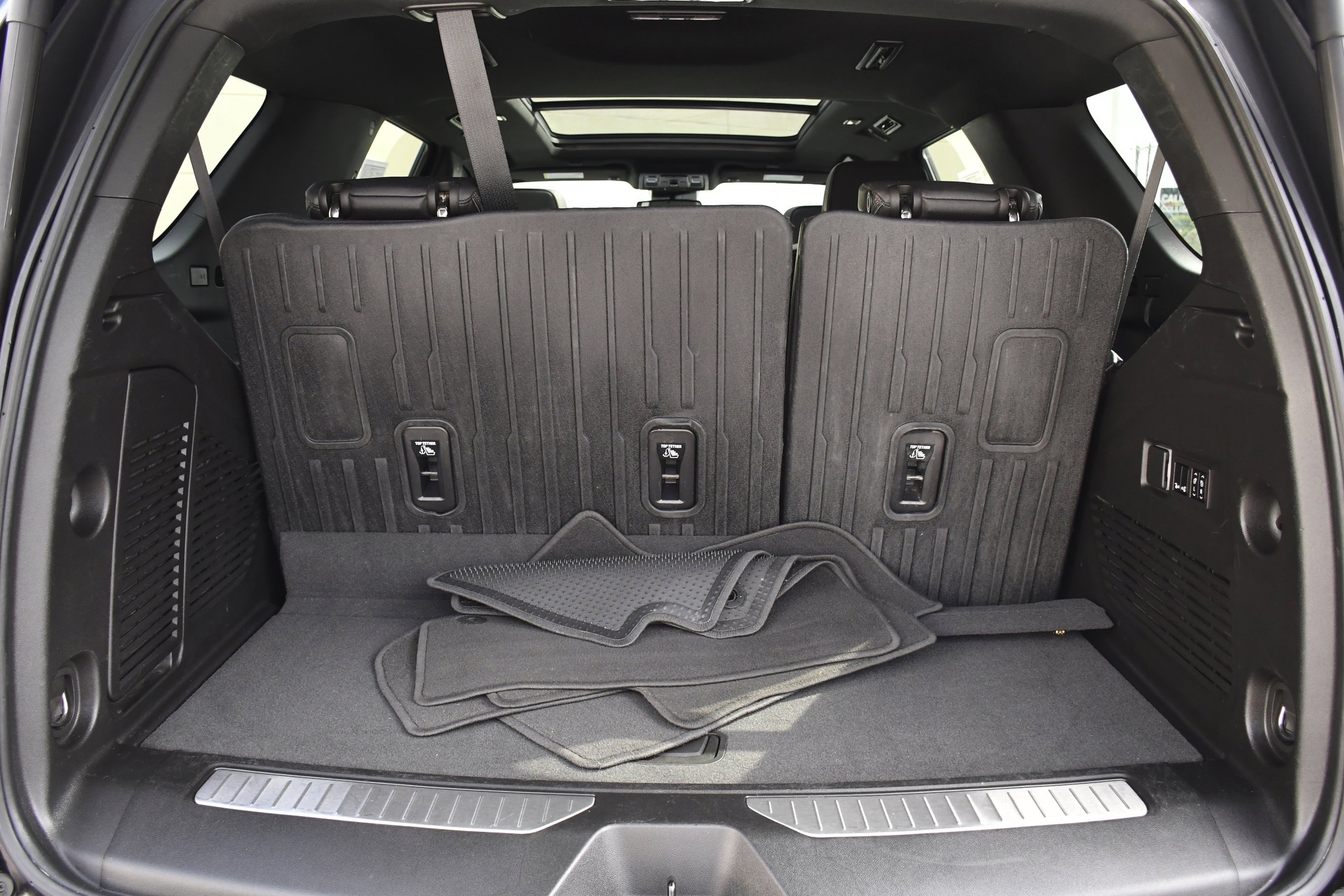 Used 2023 Black Chevrolet RST image 31