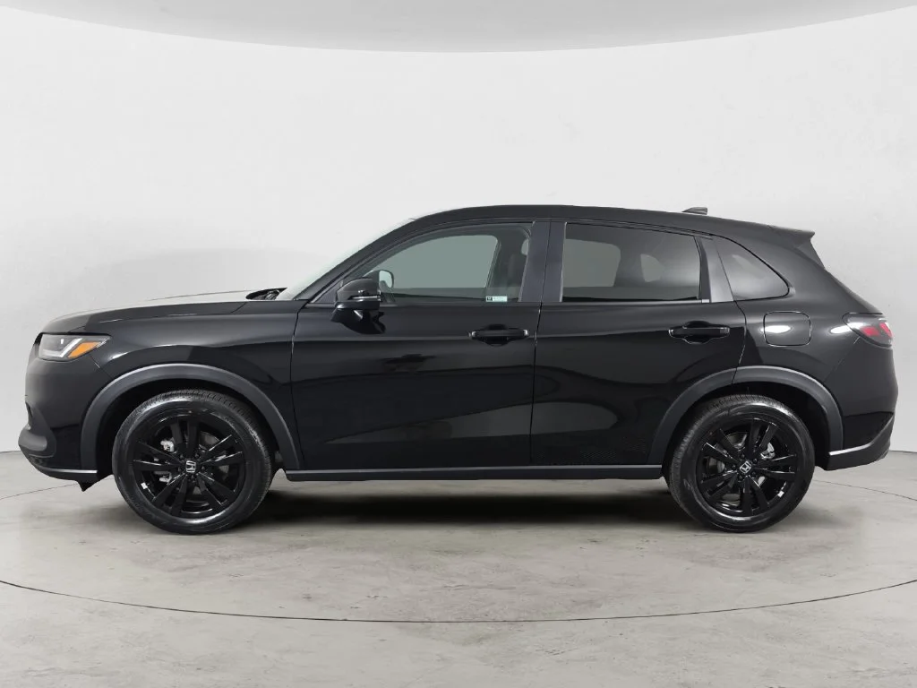 2027 Honda HR-V Sport - Photo 8