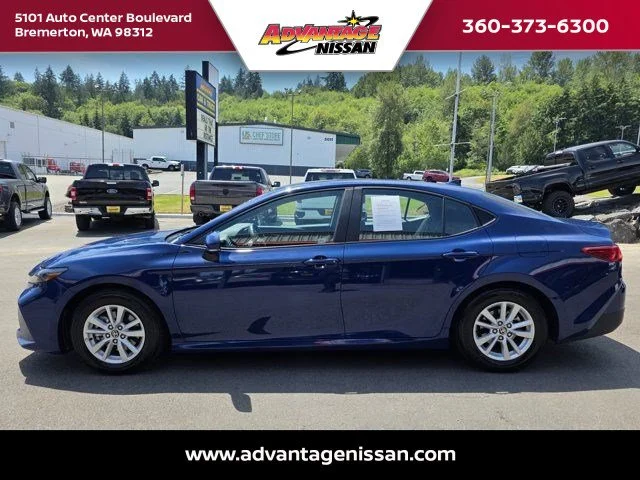 Used 2024 Predawn Gray Mica Toyota SE image 2