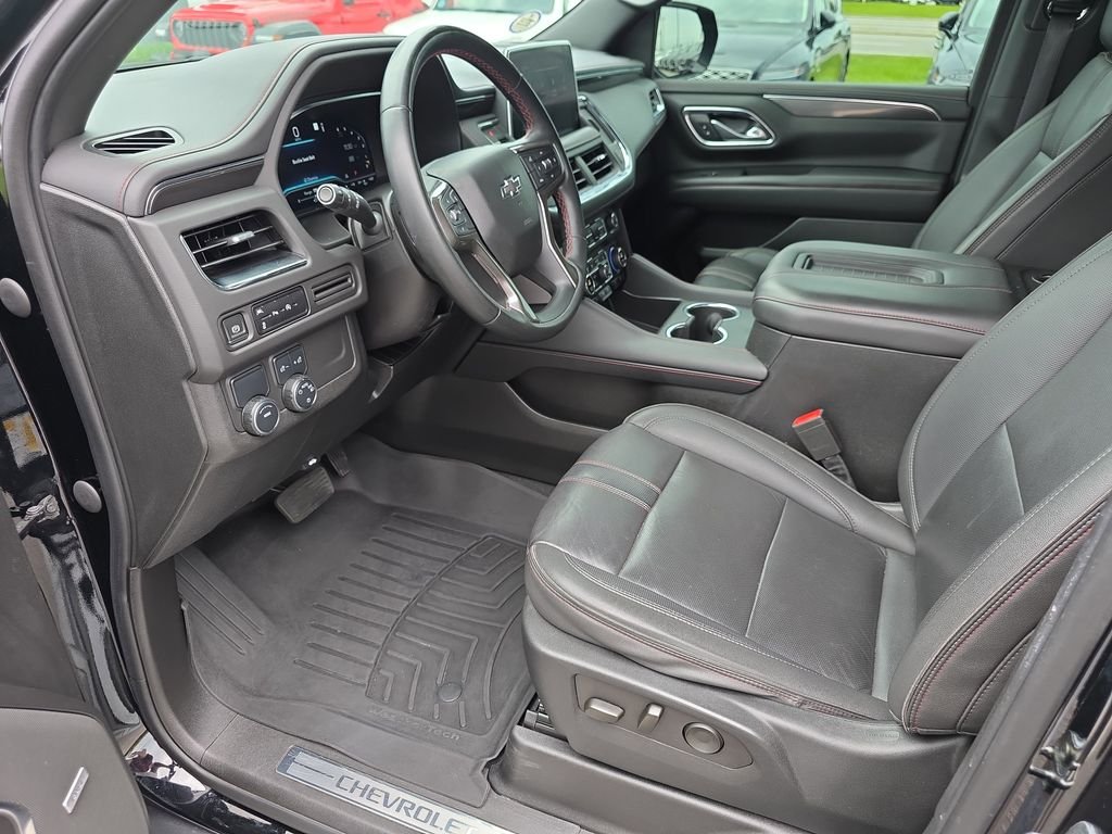 Used 2023 Black Chevrolet RST image 9