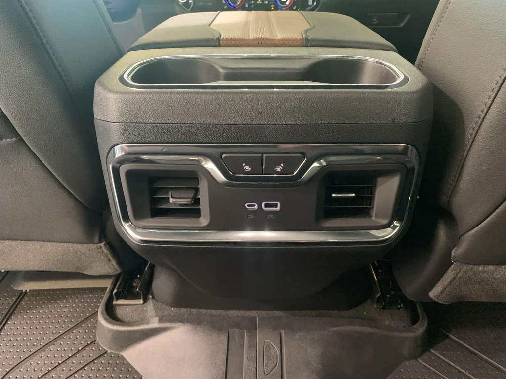 New 2026 Polar White Tricoat Chevrolet High Country image 14