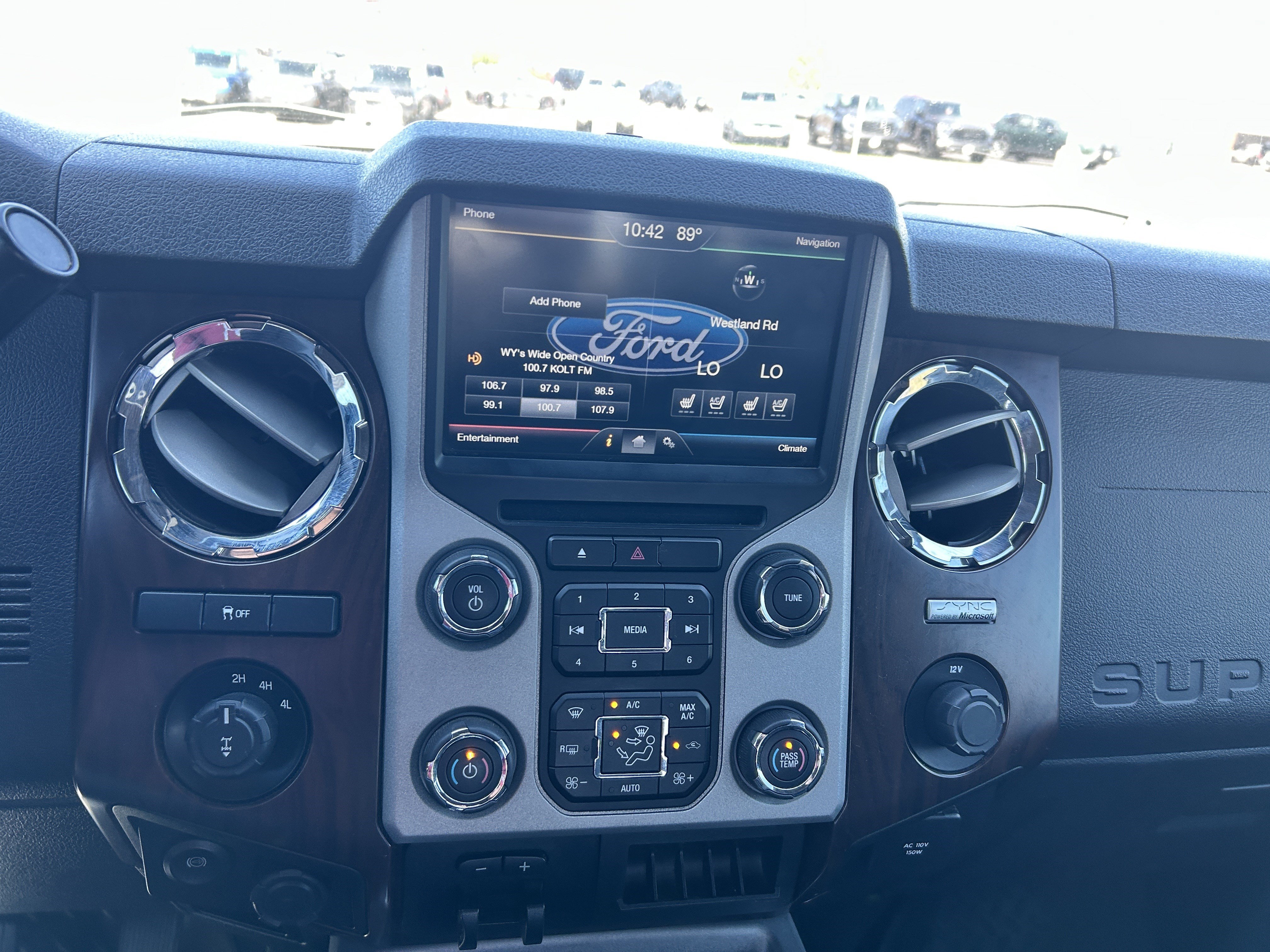 Used 2015 Oxford White Ford Lariat image 15