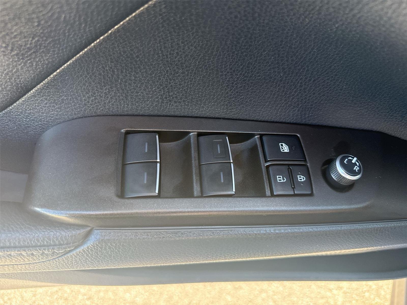 Used 2022 Predawn Gray Mica Toyota XSE image 13