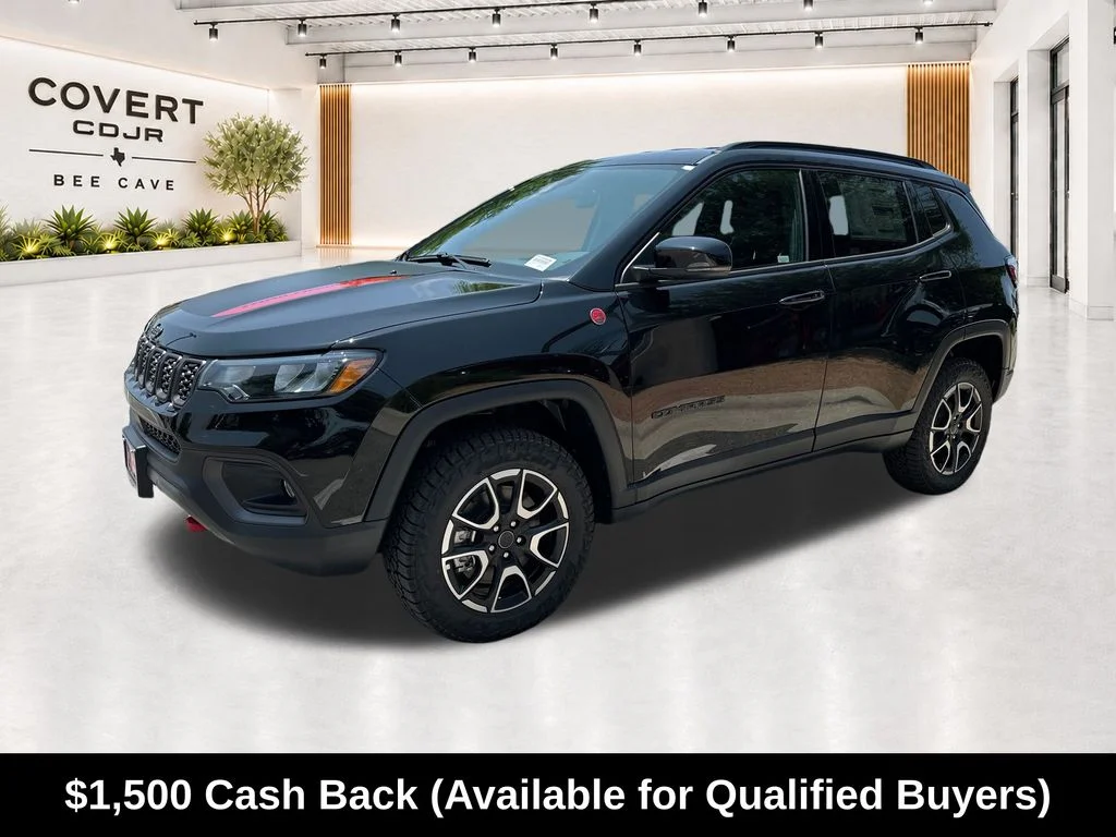 New 2026 Diamond Black Crystal Pearl-Coat Exterior Paint Jeep Trailhawk image 4