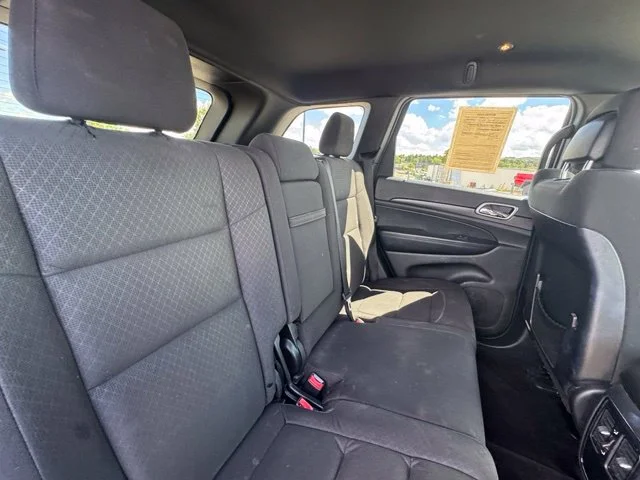Used 2018 White Jeep Laredo E image 26