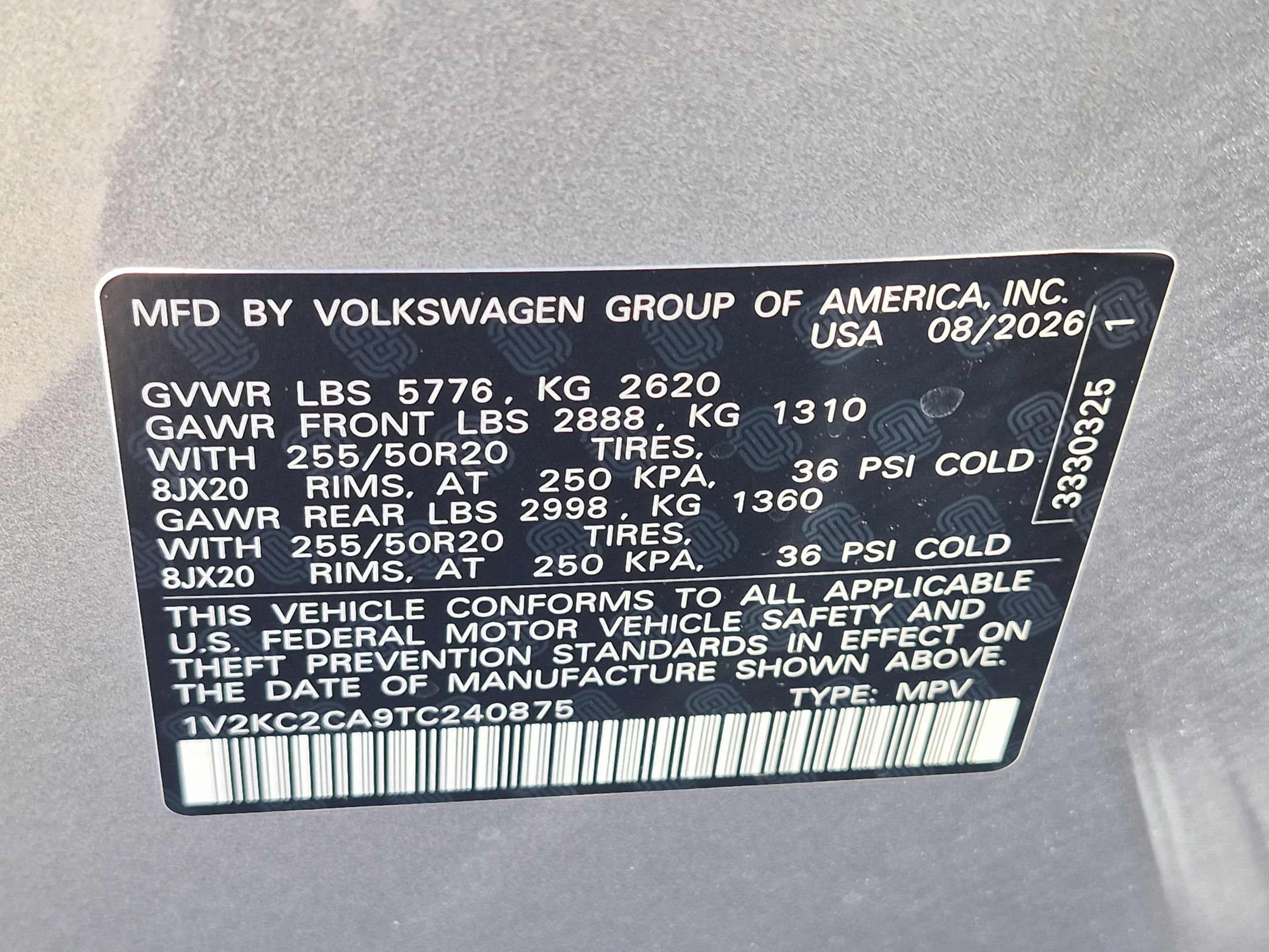 New 2026 Silver Mist Metallic Volkswagen 2.0T SE w/Technology image 17