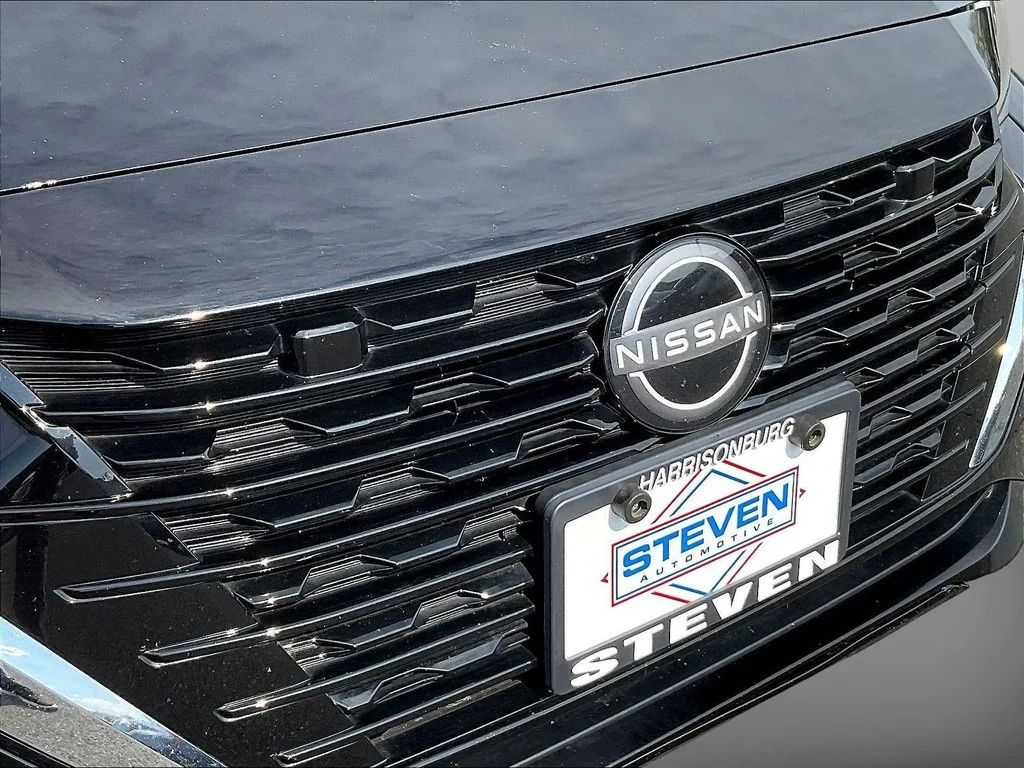 Used 2024 Super Black Nissan SV image 30