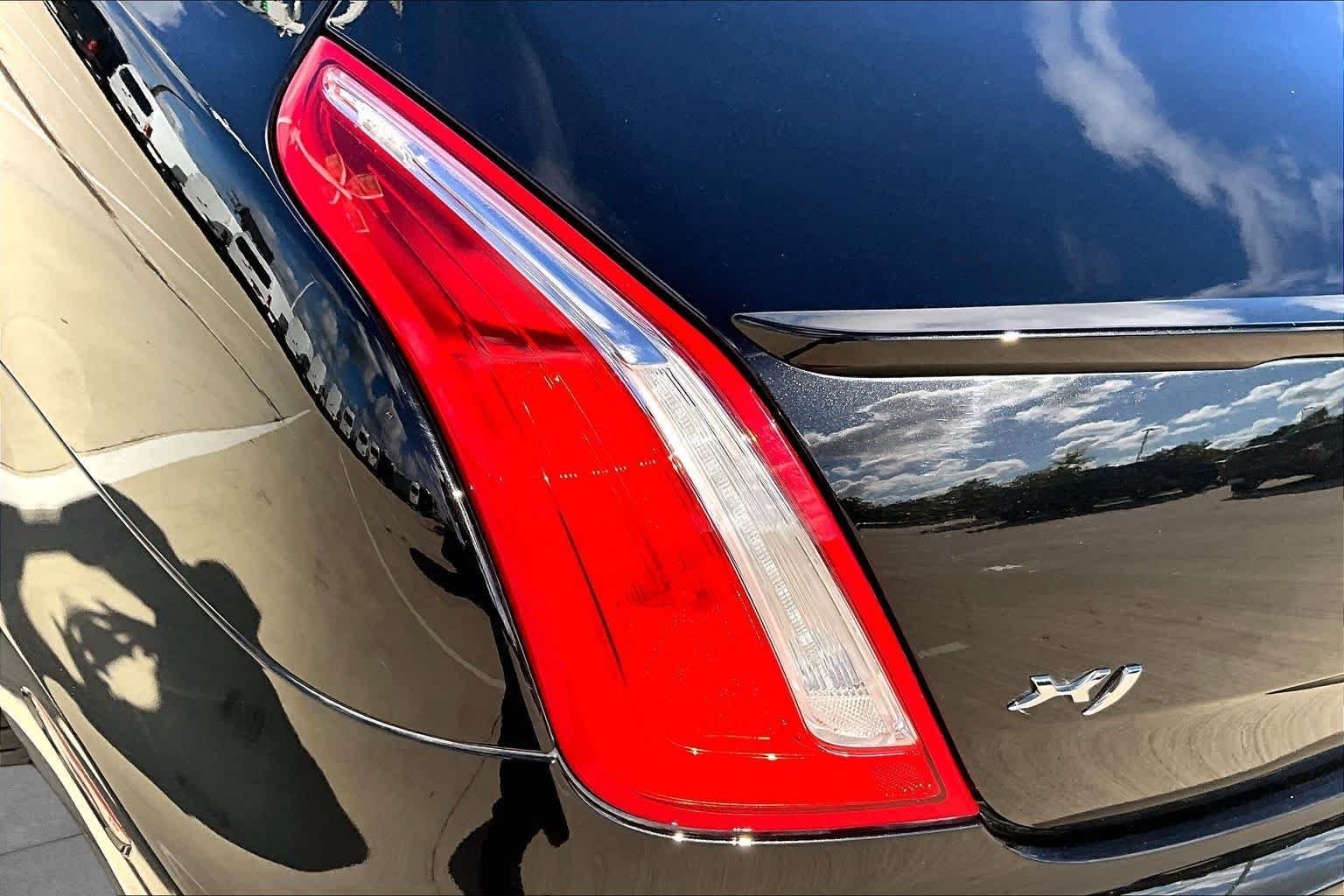 Used 2017 Ultimate Black Metallic Jaguar XJ R-Sport image 26