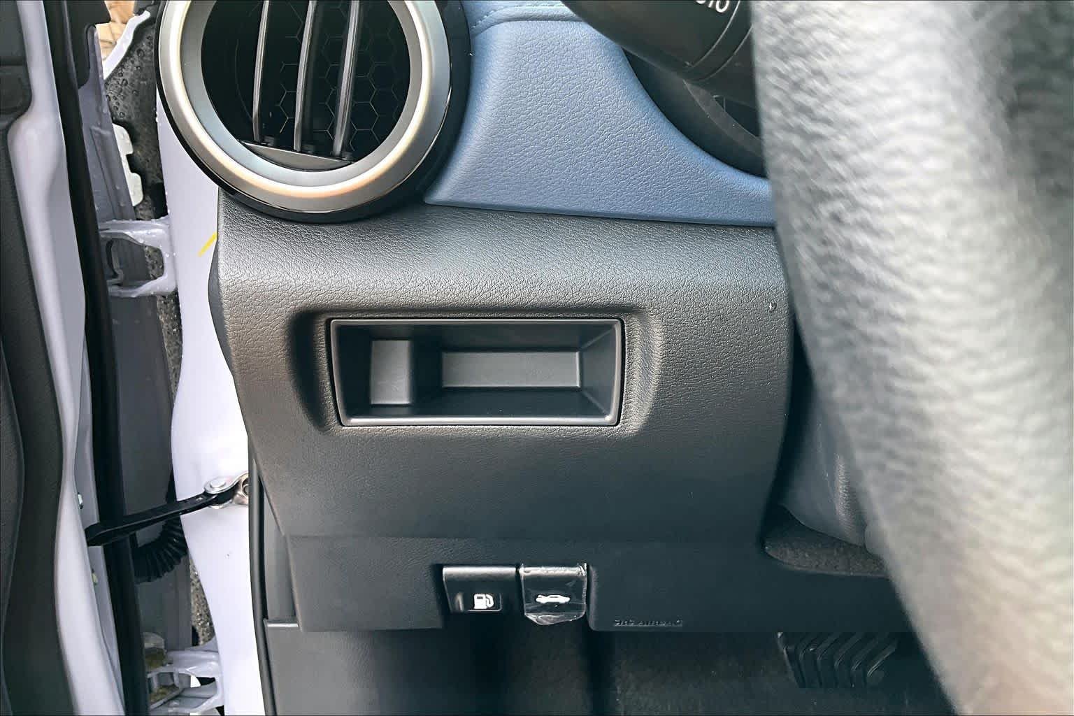 Certified Used 2025 Gray Sky Pearl Nissan SV image 32