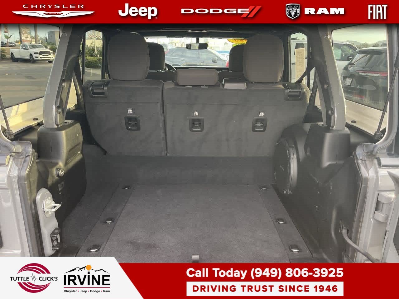 Used 2023 Sting-Gray Clearcoat Jeep Rubicon image 41
