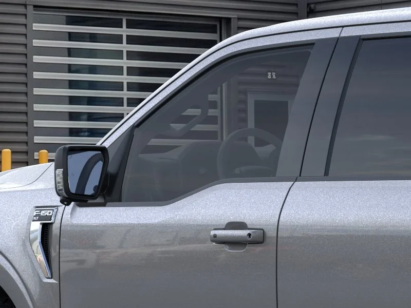 New 2026 Carbonized Gray Metallic Ford XLT image 80