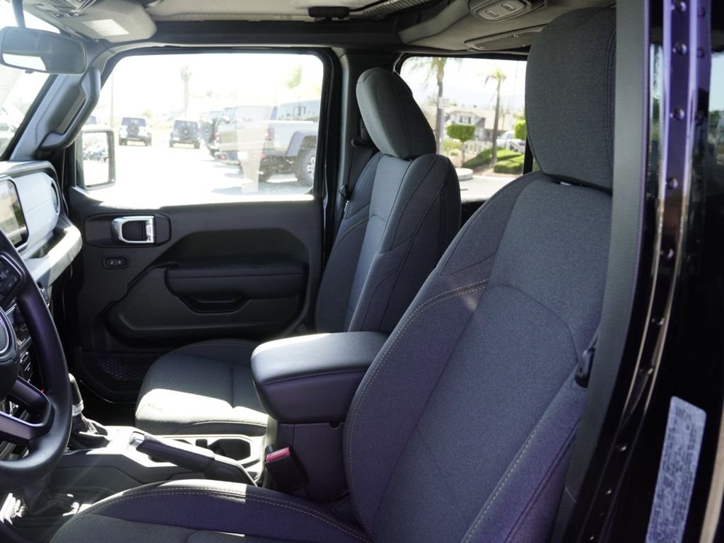 New 2026 Black Clear-Coat Exterior Paint Jeep Sport image 17