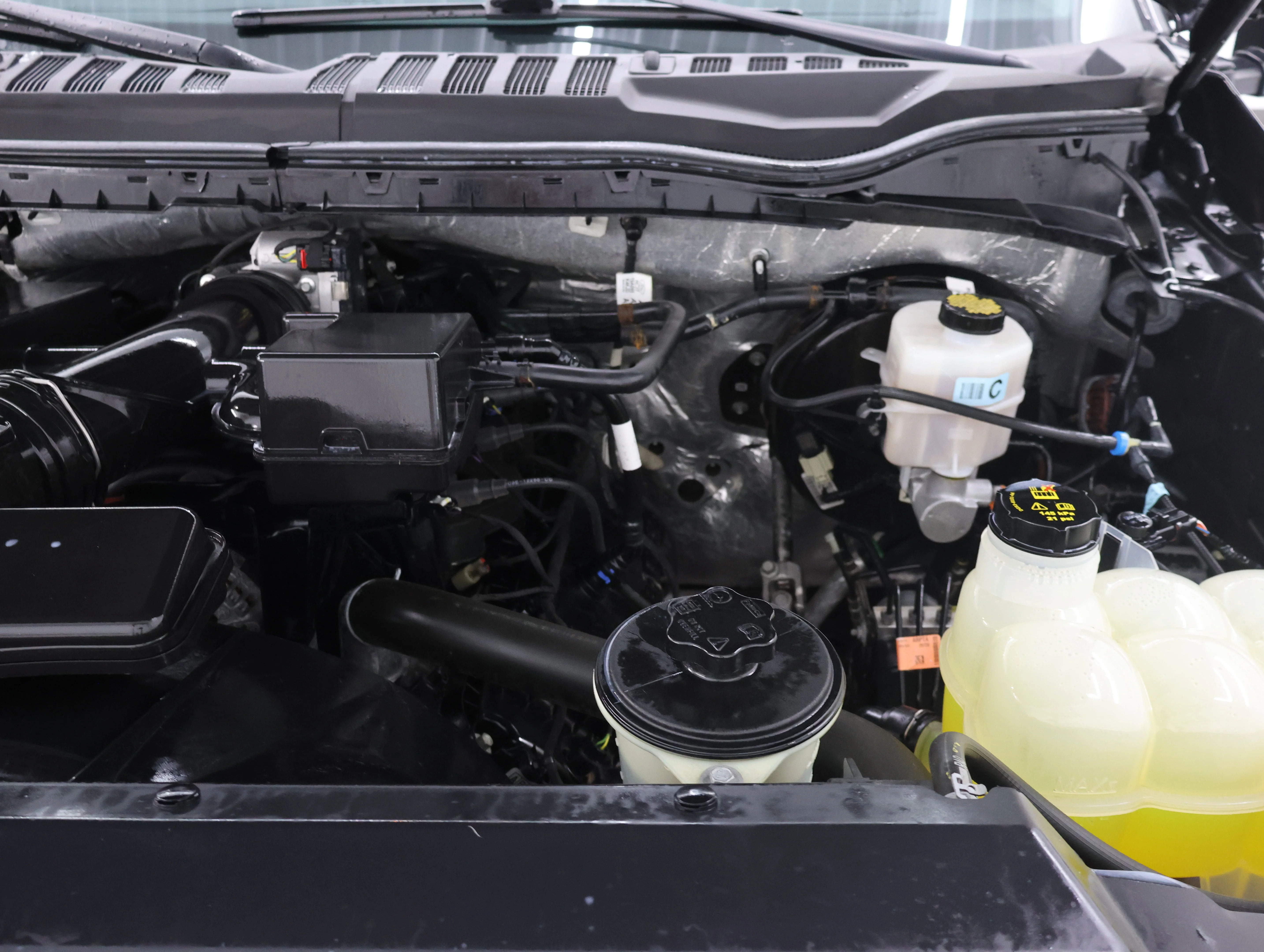 Used 2021 Agate Black Metallic Ford XLT image 18